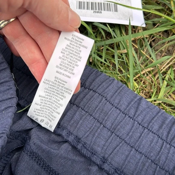 ZYIA Activewear Navy Blue Perfection Jogger Size Small NEW - Picture 12 of 16